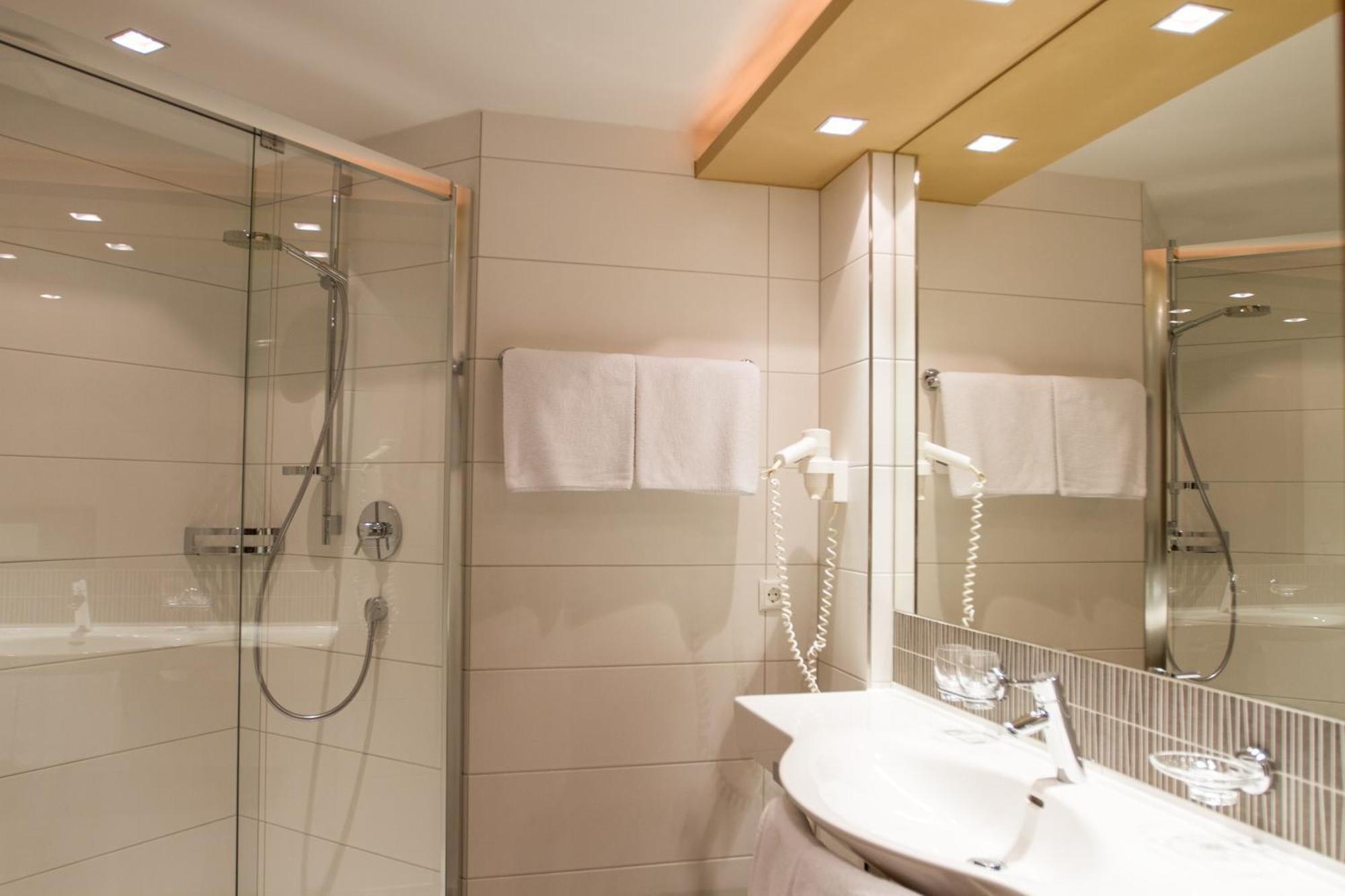 Hotel Garni Astoria Ischgl Buitenkant foto